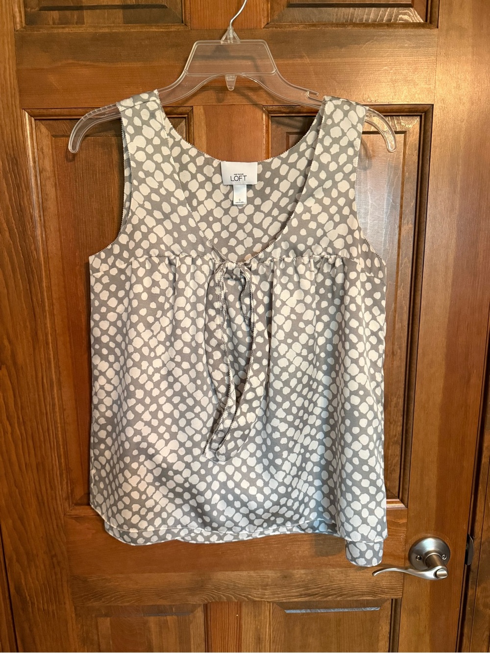 LOFT Gray and White Tie-Front Sleeveless Top